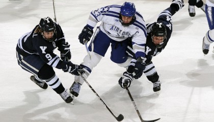 爱游戏赛事中心-_航海运动全球巡演：浪花中的速度与激情_，航海浪漫